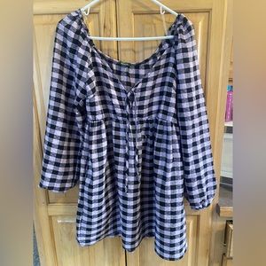 Super cute size S long sleeve mini dress